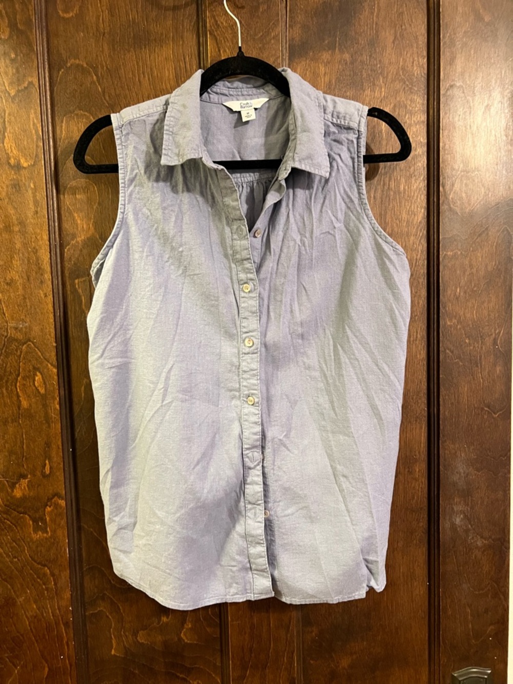 Sleeveless Button-Front Women’s Shirt - Light blue